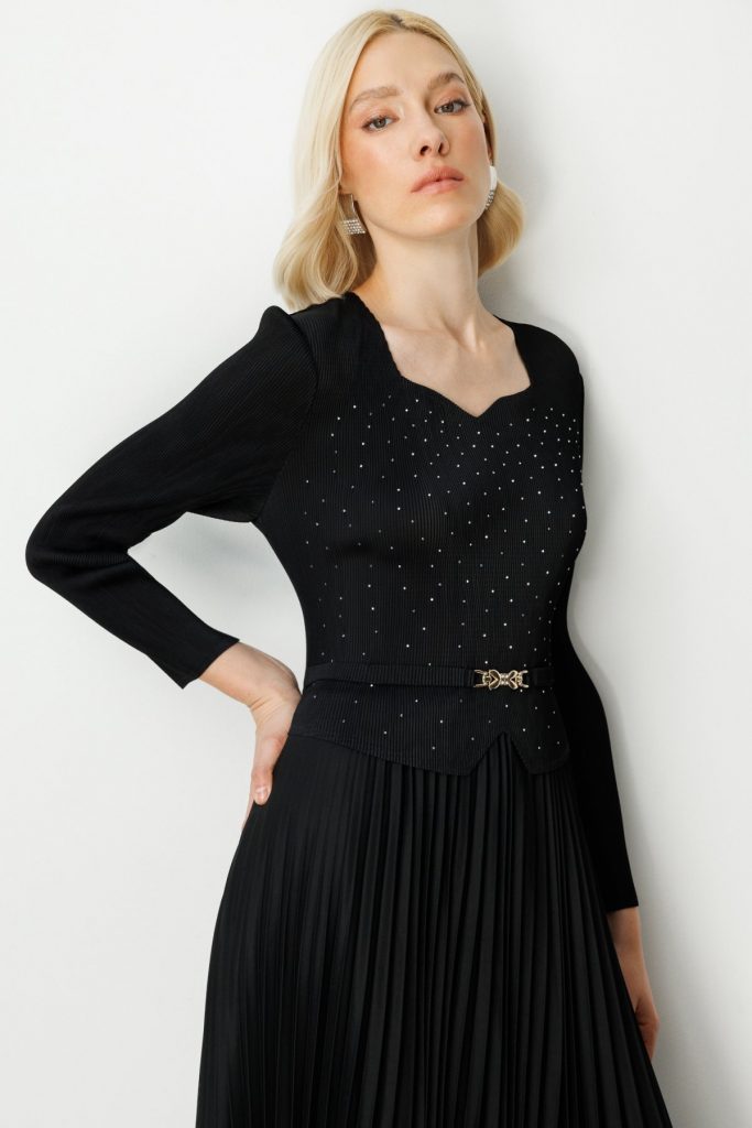 EKOL Taş Detaylı Akordiyon Kumaş Elbise 4905 - Siyah