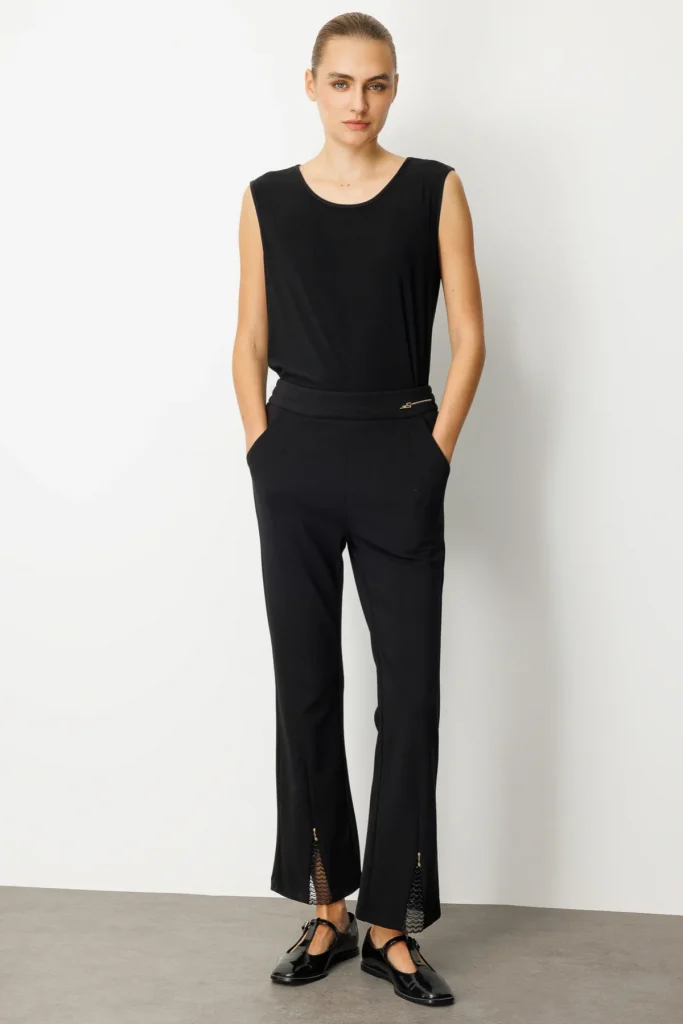 EKOL Paçası Taş Detaylı Metal Aksesuarlı Pantolon 1903