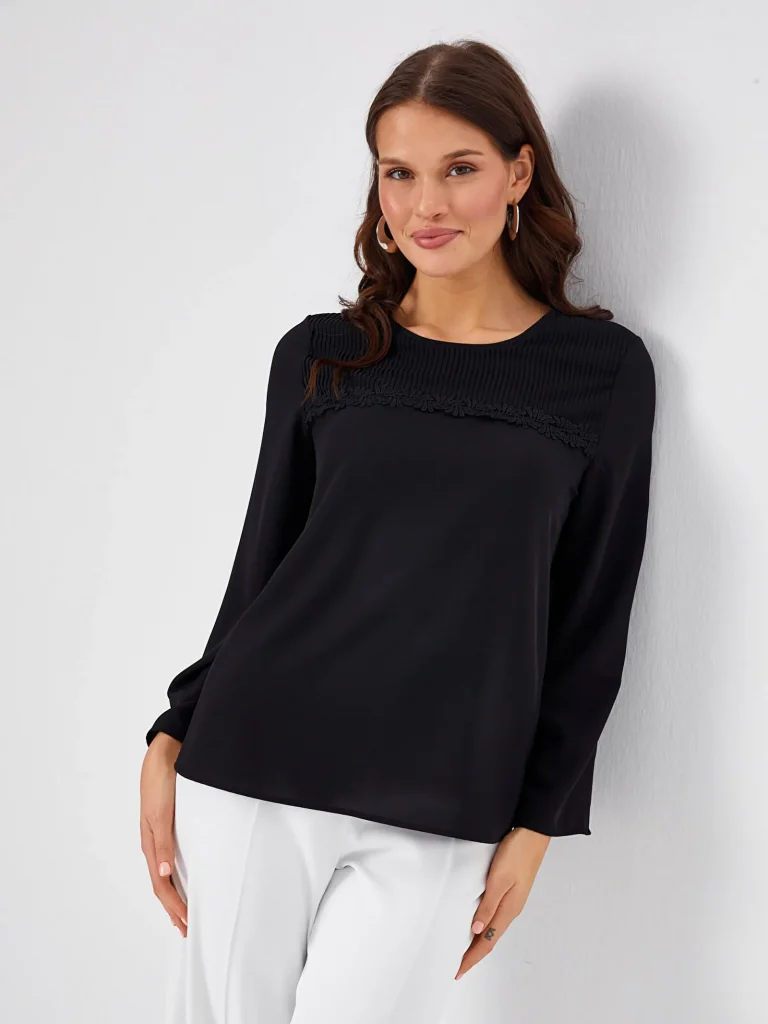 FAİK SÖNMEZ Nervür Ve Dantel Detaylı Yuvarlak Yaka Bluz 68152