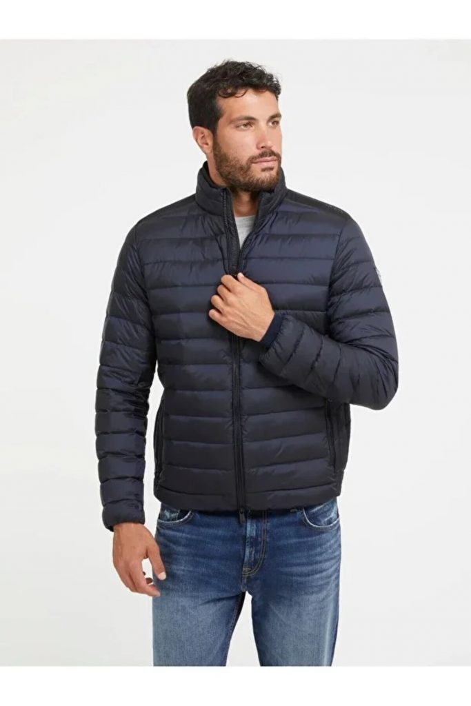 GUESS Yüksek Yaka Logolu Şişme  M1RL47WDQ50