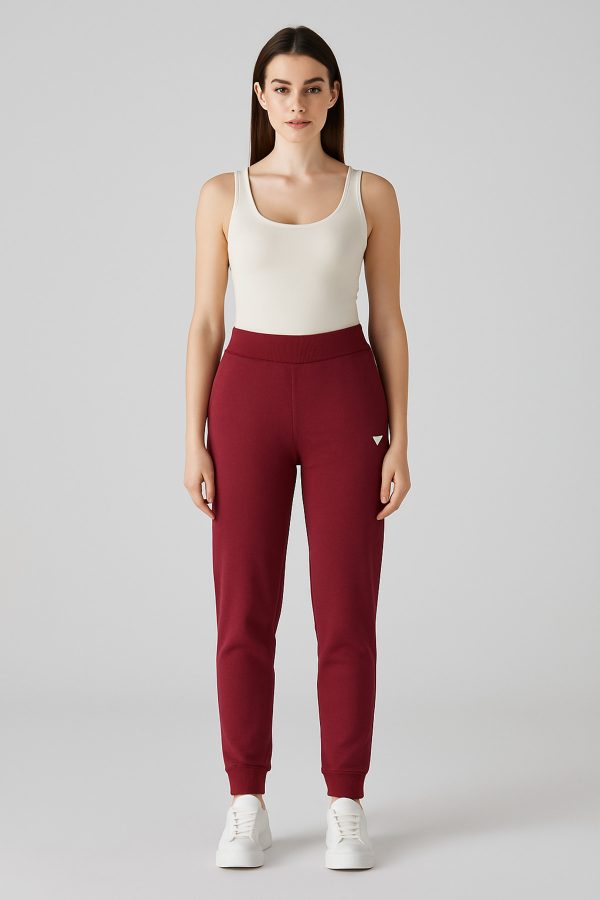 GUESS Metal Üçgen Logolu Pantolon  V4YB08KCAY2