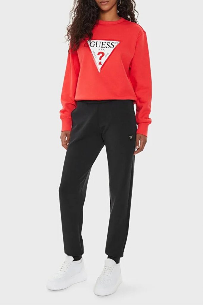 GUESS Metal Üçgen Logolu Pantolon  V4YB08KCAY2 - Siyah