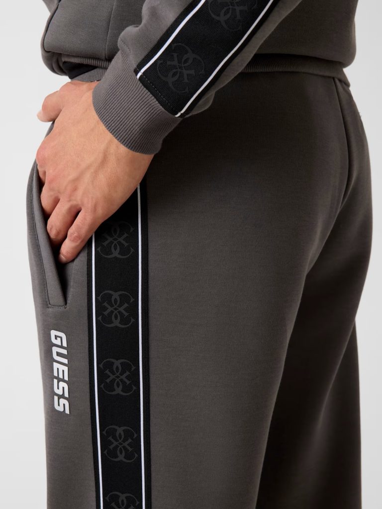 GUESS Yan logo detaylı jogger pantolon Z2YB09KB3P2