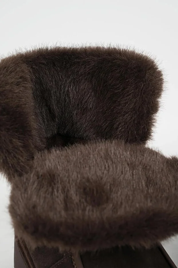 GUJA Süet İçi Kürklü Bağcıklı Kalın Taban Kışlık Bot 25K433 - kahve