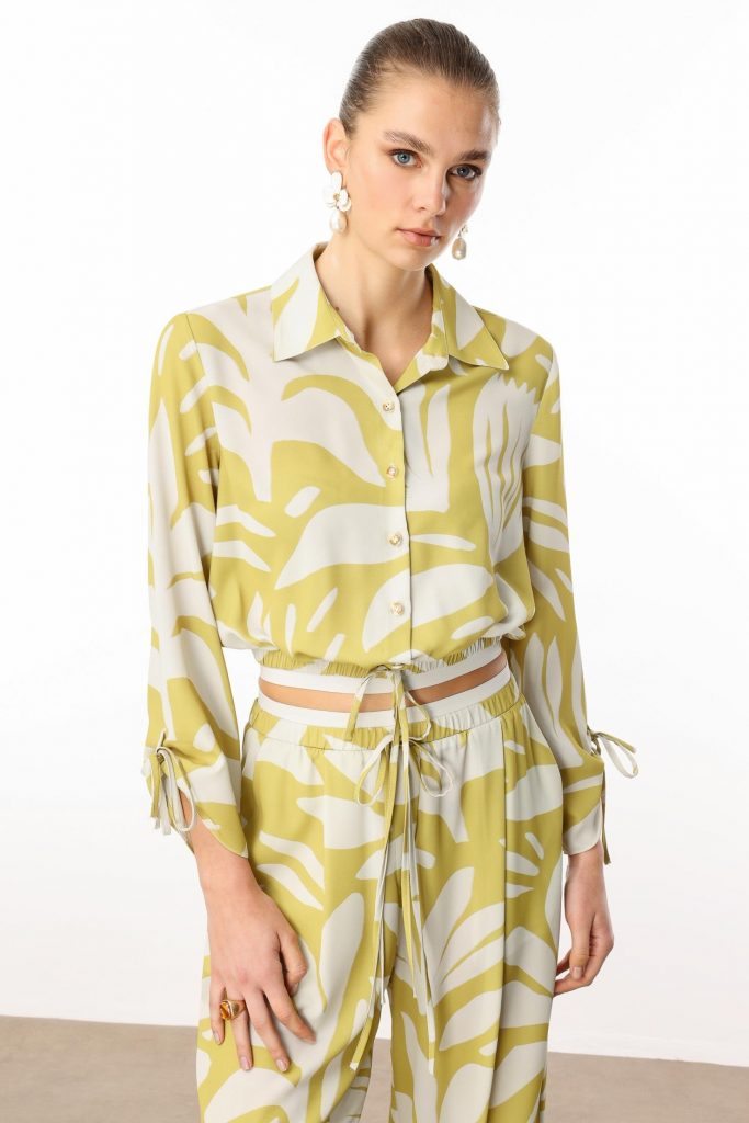 MODAİLGİ Lastikli Şerit Detaylı Kolları Bağlamalı Bluz  10065 - SARI