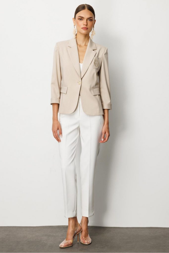 MODAİLGİ Kelebek Yaka Truvakar Kol Nakış Detaylı Yarım Astarlı Ceket  70048 - TAŞ