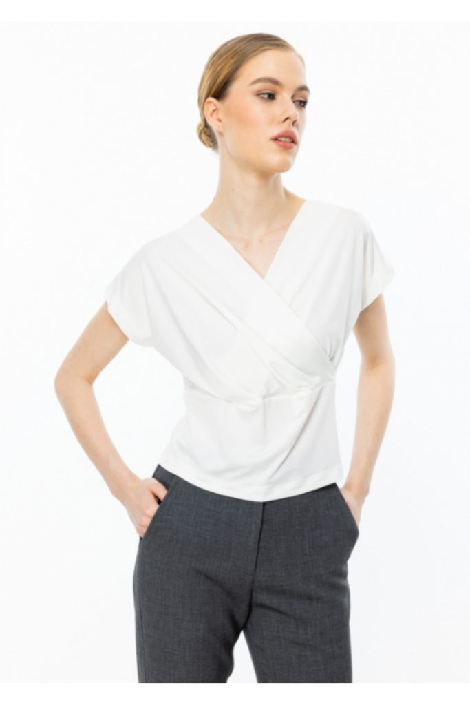 ON TRİKO  Kruvaze Yaka Kısa Kol Bluz  51533 - EKRU