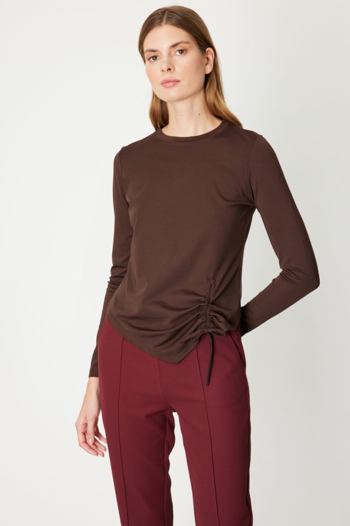 ON TRİKO Asimetrik Kesim Büzgü Detaylı Bluz 61376