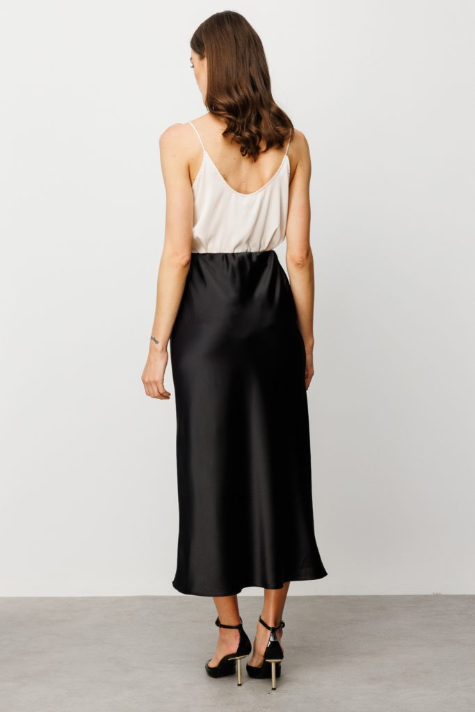 ON TRİKO Beli Lastikli Saten Etek  54212 - Siyah