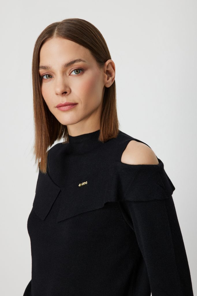 ON TRİKO Omzu Pencere Detaylı Triko Kazak 60479