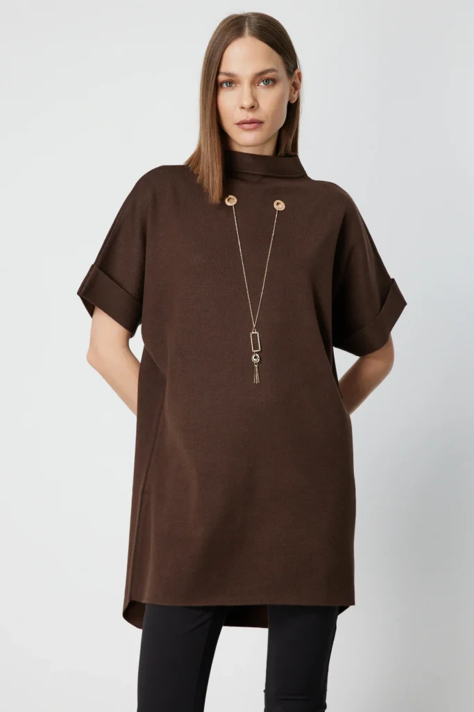ON TRİKO Zincir Aksesuarlı Kısa Kollu Tunik 65360 - kahve