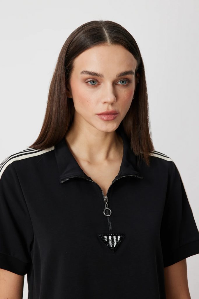 ON TRİKO Fermuar Detaylı T-shirt 76335 - Siyah