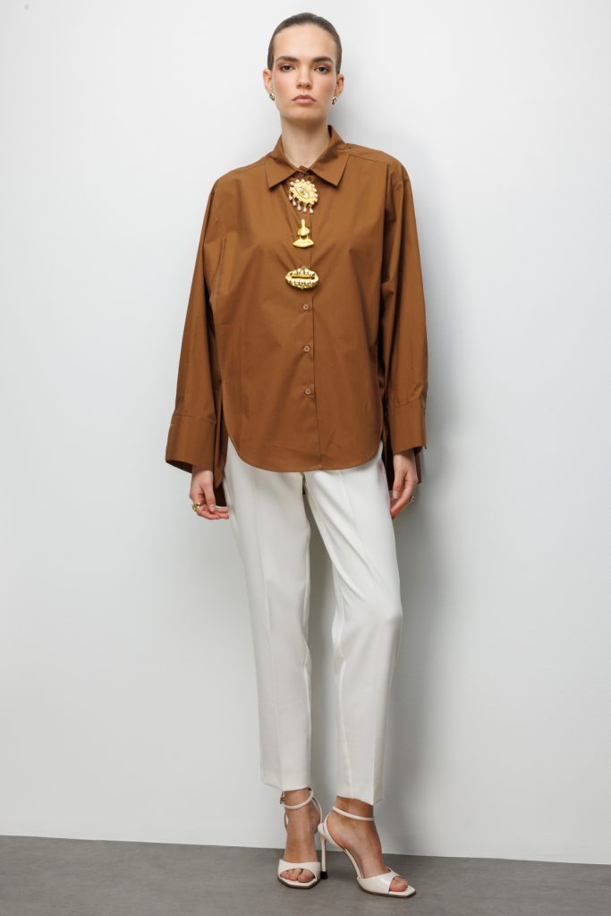 EKOL Metal Broşlu Oversize Pamuk Gömlek 2822 - kahve