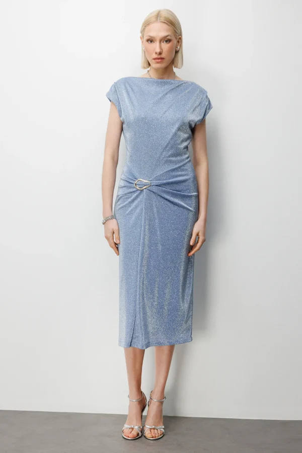 EKOL Beli Metal Aksesuarlı Simli Elbise 6072