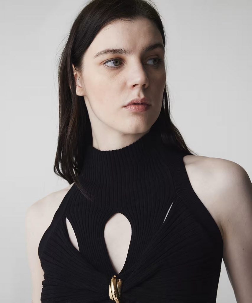 İPEKYOL Metal aksesuarlı cutout triko IS1260050033