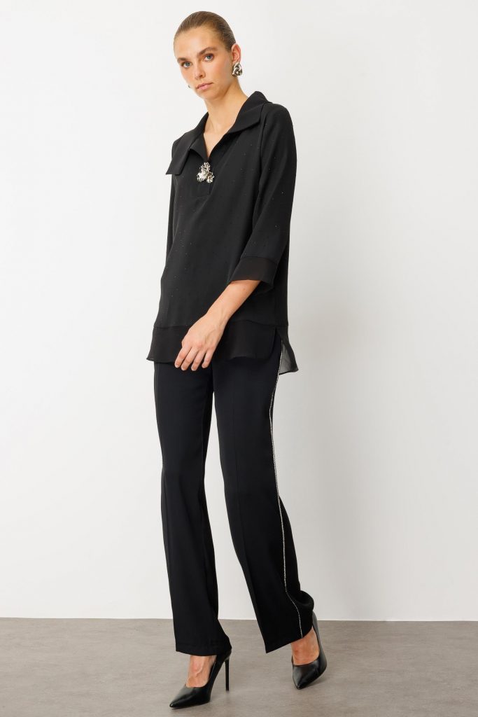 MODAİLGİ Takma Kol Geniş Yaka Broş Detaylı Bluz 10002