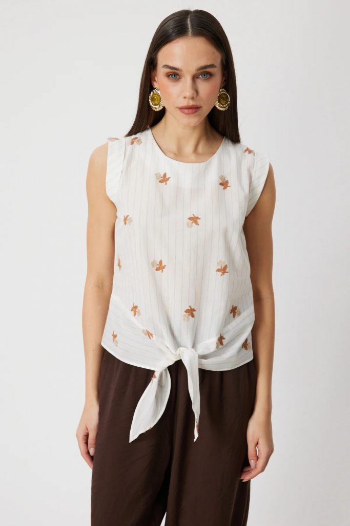 ON TRİKO Önü Bağlamalı İşlemeli Bluz 72335 - BEJ