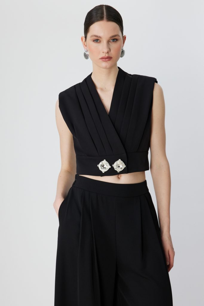 ON TRİKO Beli Taşlı Sıfır Kol Bluz 70300 - Siyah