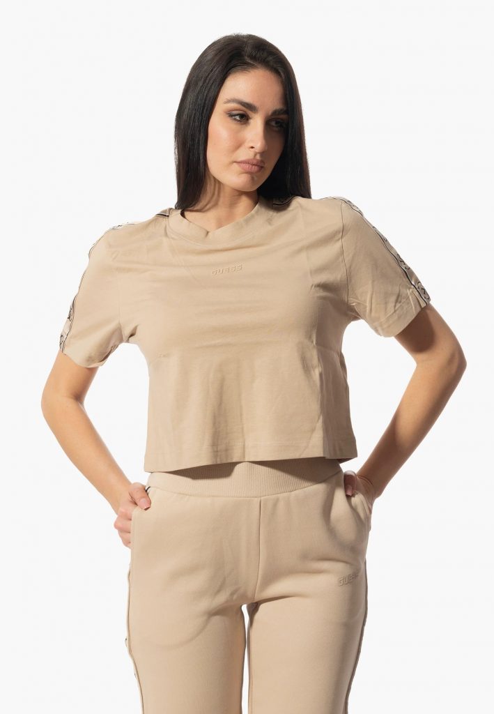 GUESS Logo Bantlı Kısa Tişört  V3RI08I3Z14 - KREM