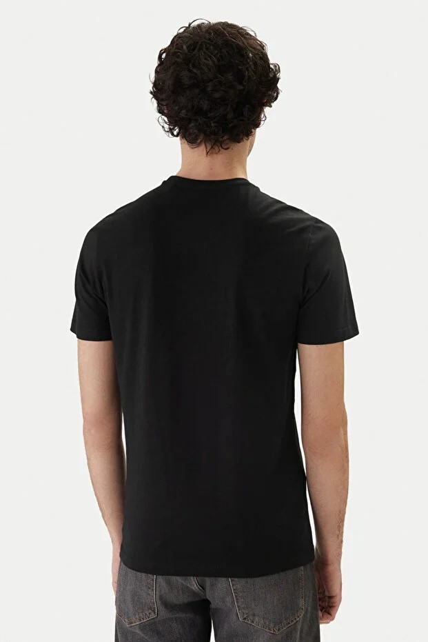 GUESS Bisiklet Yaka Kısa Kollu Üçgen Logolu T-shirt  M6GI11K2992