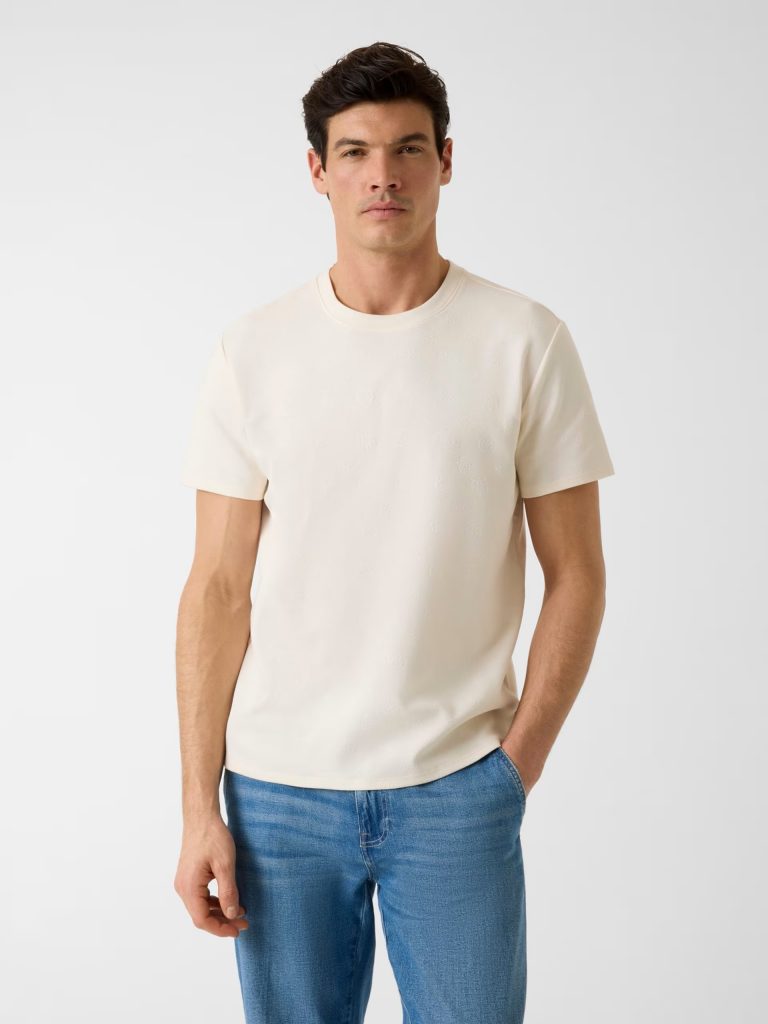 GUESS Kabartmalı Logolu Tişört M6GP26K3177 - KREM