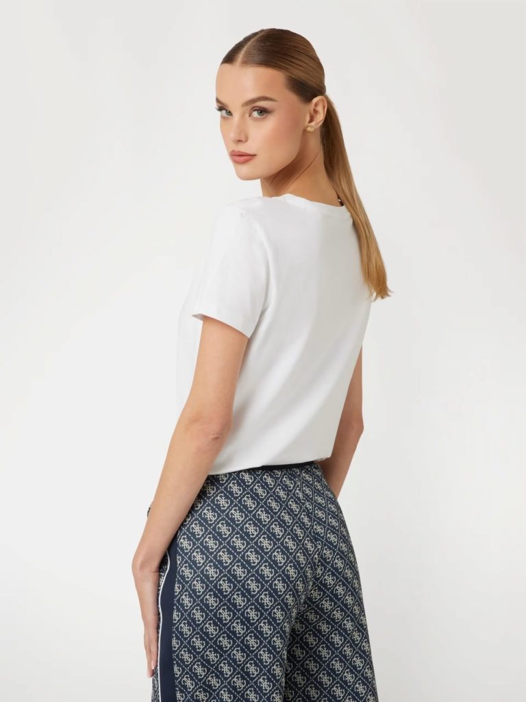 GUESS Rhinestones Logolu Tişört V3BI11J1314 - Beyaz