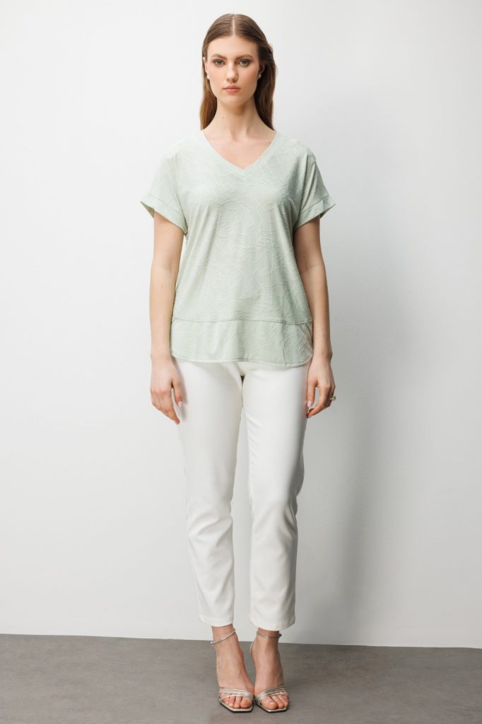 ON TRİKO V Yaka Desenli Büyük Beden Bluz 71343 - mint