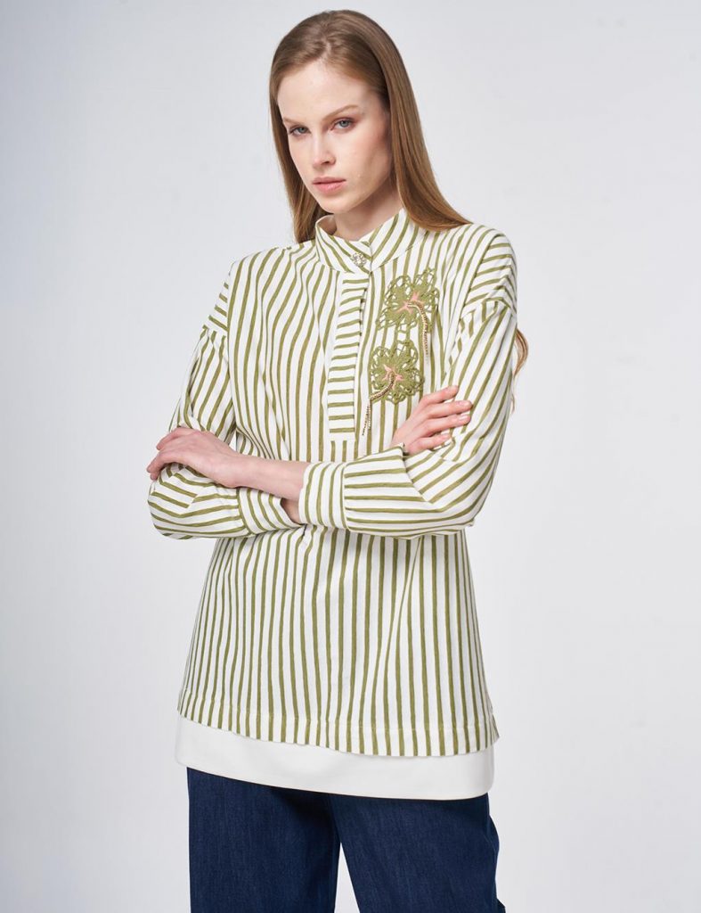 KAYRA Parlak Düğmeli Dik Yaka Pamuklu Bluz 70029 - MATCHA YEŞİLİ