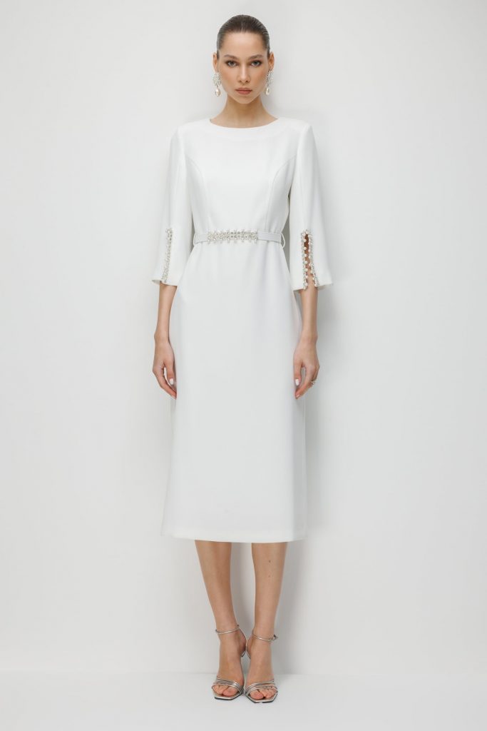 MODAİLGİ Kolları Yırtmaçlı İncili Aksesuarlı Beli Kemerli Elbise 60031 - EKRU