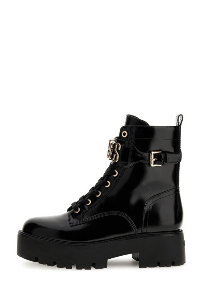 GUESS Vaires Rugan Logolu Ayakkabı FLTSOMPAT10 - Siyah