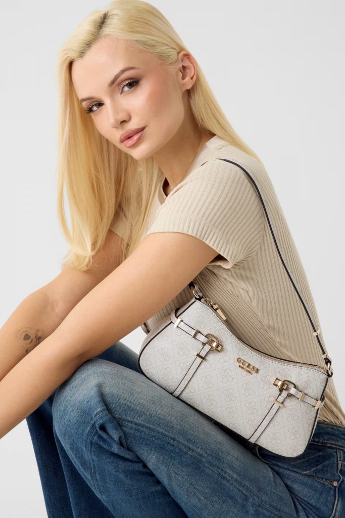 GUESS Leona Logo Omuz Çantası HWSG9917180