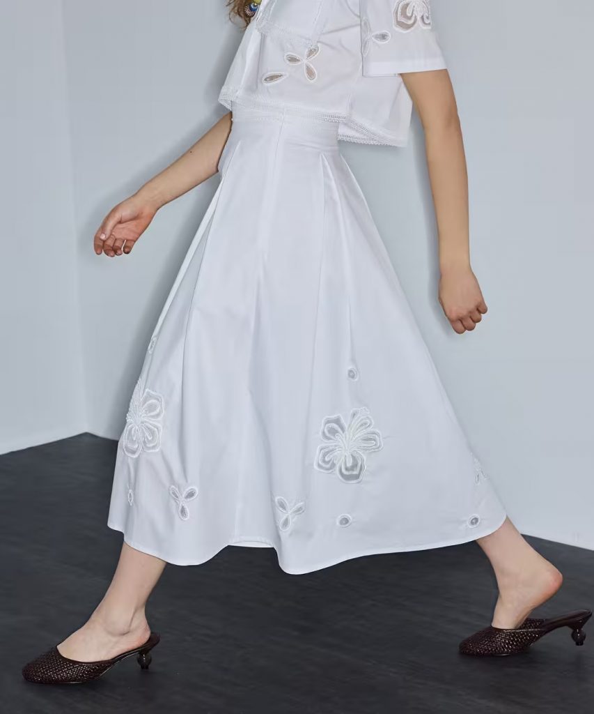 İPEKYOL Boncuk ve Organze Aplikeli Etek IS1260004133