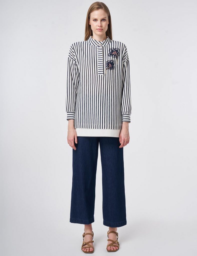 KAYRA Parlak Düğmeli Dik Yaka Pamuklu Bluz 70029 - MAVİ