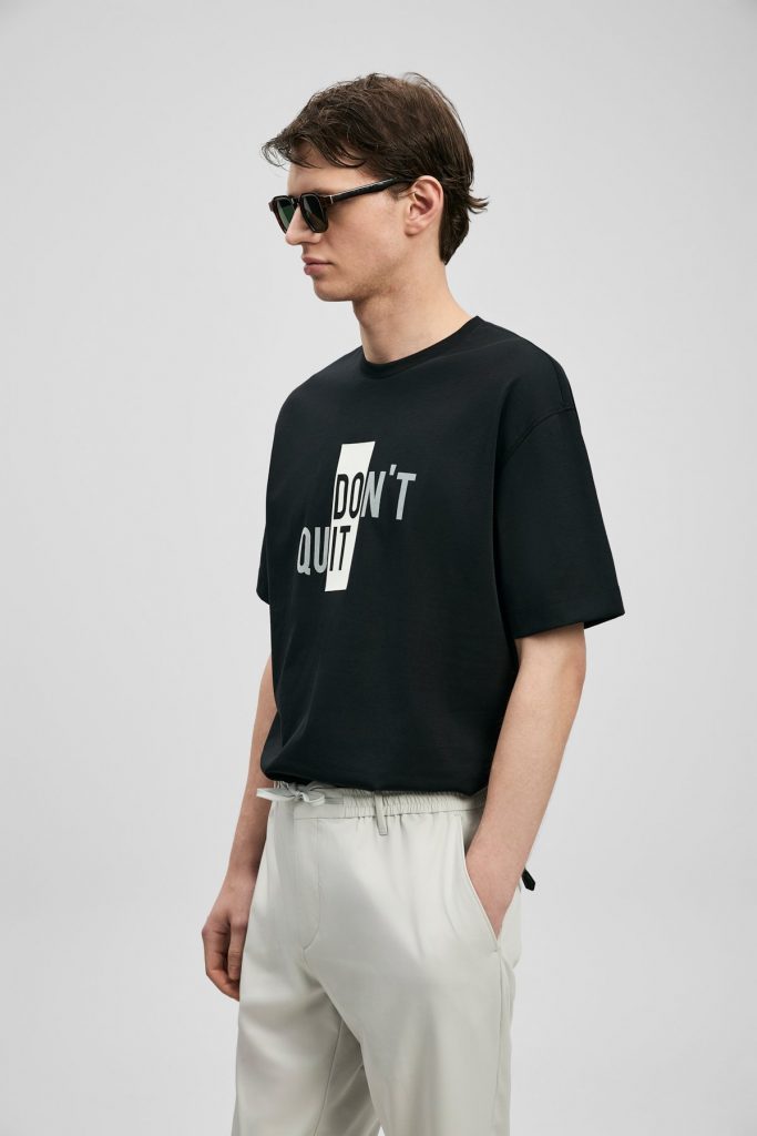 LUFİAN Carl Modern Grafik Tişört 111020285 - Siyah