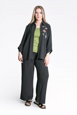 TOLGA SARAÇOĞLU NAKIŞ DETAYLI FERMUARLI AYROBİN GÖMLEK 50138 - Siyah