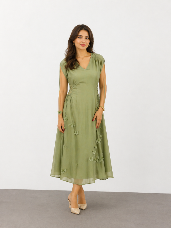 UNIQUE Zarif Çiçek Aplikeli Tül Midi Elbise  263009