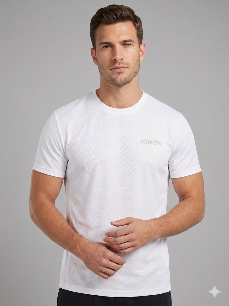 GUESS Erkek Siyah Bisiklet Yaka Kısa Kollu Spor ve Günlük T-Shirt Z6GI05K2846 - Beyaz