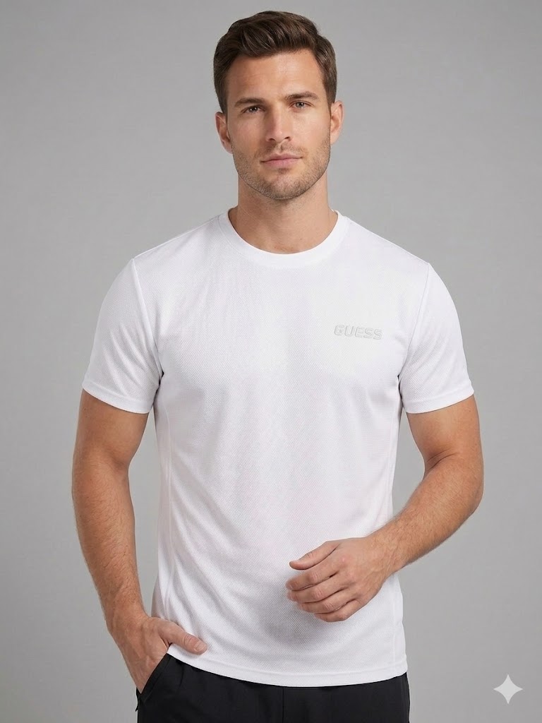 GUESS Erkek Siyah Bisiklet Yaka Kısa Kollu Spor ve Günlük T-Shirt Z6GI05K2846 - Beyaz
