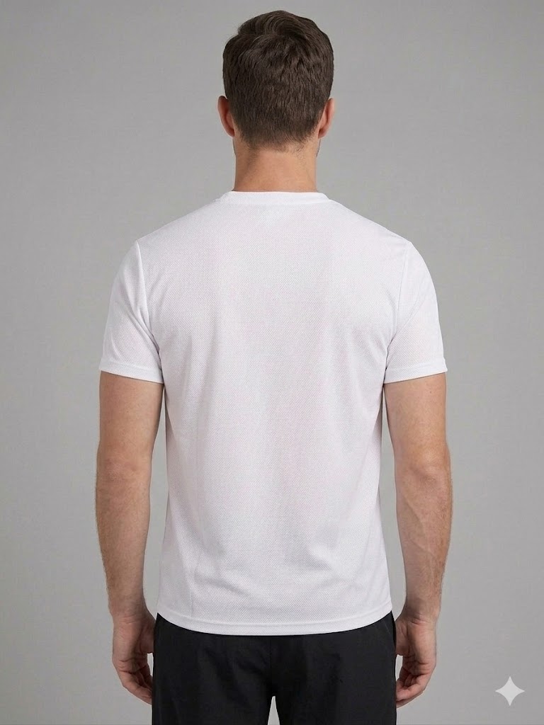 GUESS Erkek Siyah Bisiklet Yaka Kısa Kollu Spor ve Günlük T-Shirt Z6GI05K2846 - Beyaz