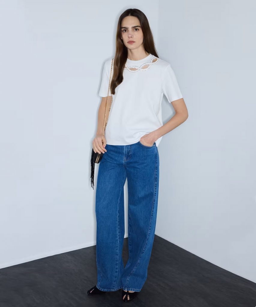 İPEKYOL Strass Taş İşlemeli Cutout T-Shirt  IS1260070238