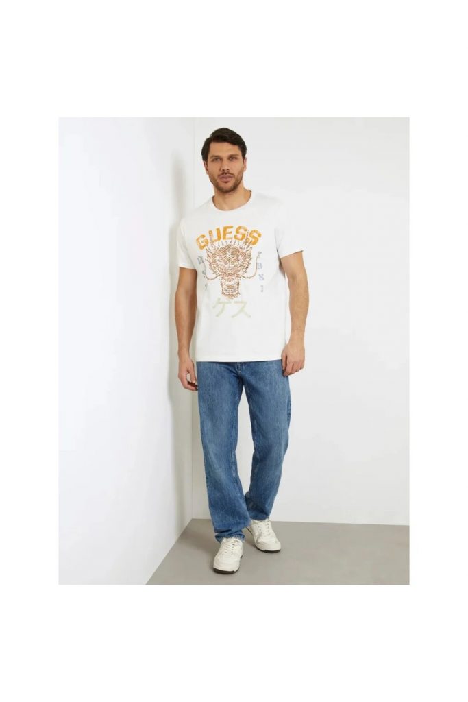 GUESS  Erkek Ejderha Baskılı Bisiklet Yaka Pamuklu Kısa Kollu T-Shirt M4GI21K8FQ4 - Beyaz