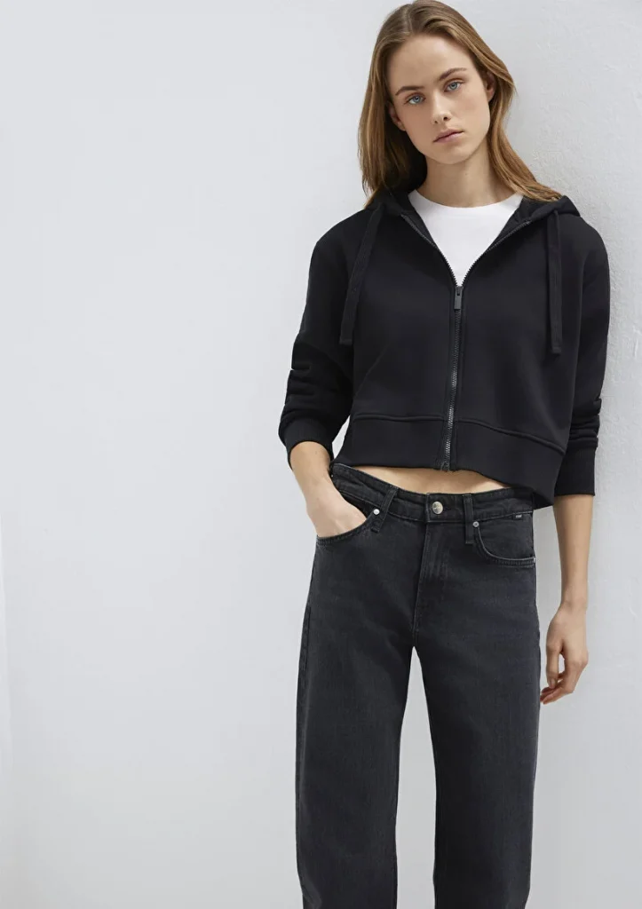MAVİ Kapüşonlu Siyah Basic Crop Sweat M1510388-900 - Siyah