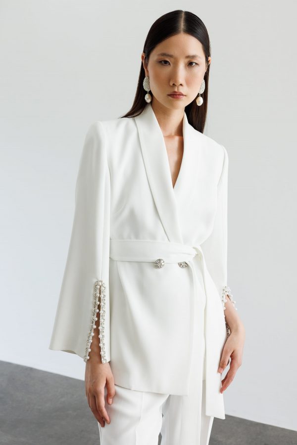 MODAİLGİ Kolları Yırtmaçlı İncili Aksesuar Detaylı Ceket  75031