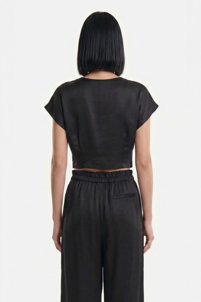 ON TRİKO Pile Detaylı Crop Bluz 74448 - Siyah