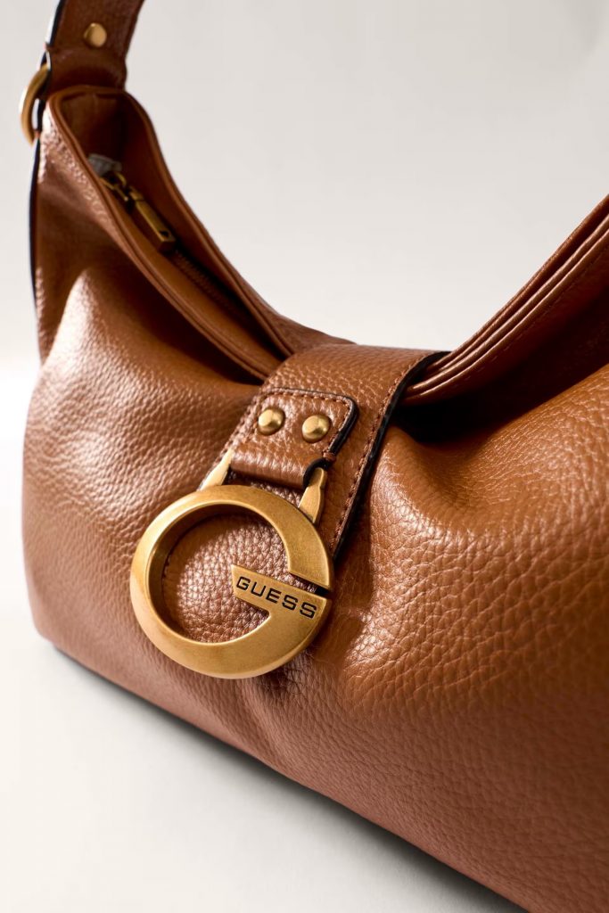 GUESS Camden Orta Boy Omuz Çantası HWBB9308180
