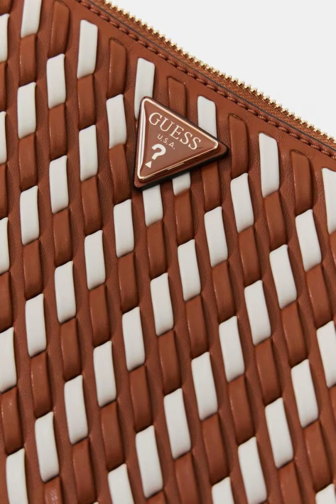 GUESS Kora Omuz Çantası HWWG9748170