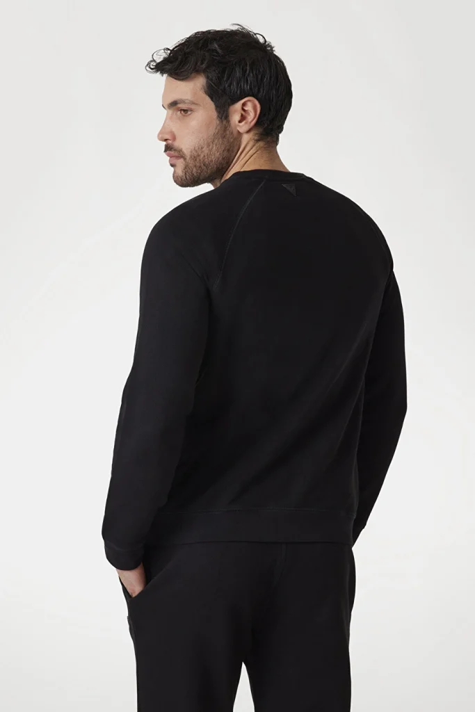 GUESS Önü Logolu Sweatshirt Z4YQ16KAIJ1 - Siyah