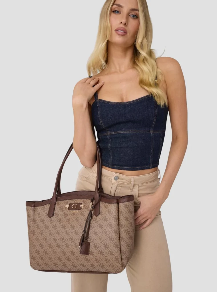 GUESS Logolu Lindsey Bez Çanta TWLB9749024 - Latte